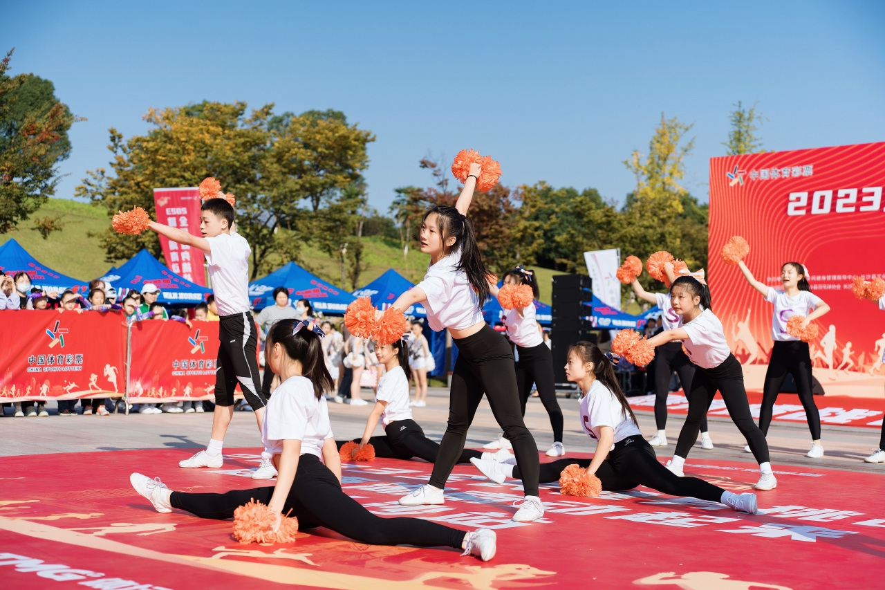 2023全民健身挑戰日長沙站落幕，近兩千市民參與挑戰，點燃運動激情！